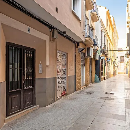 U-nique Hernán Ruiz Málaga